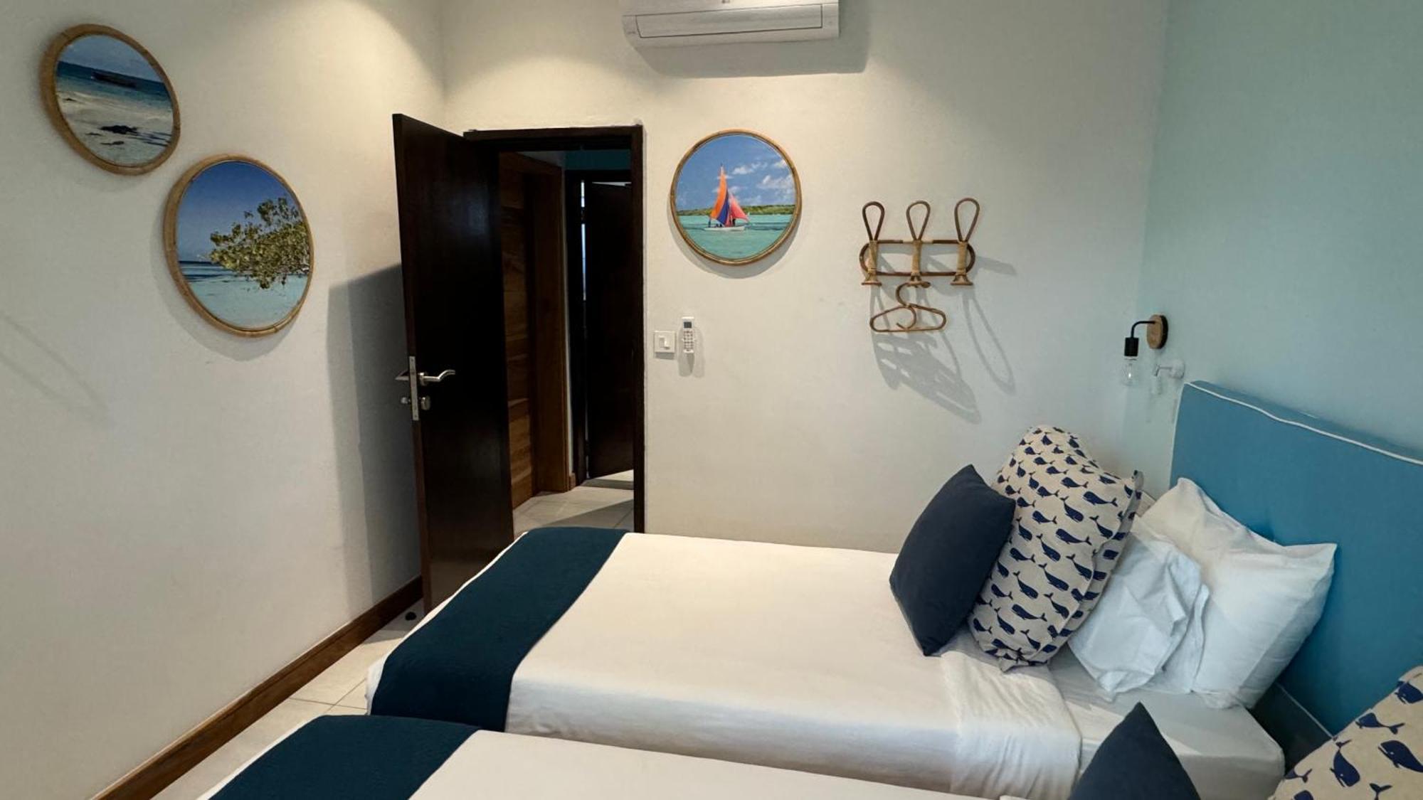 Blue Ocean Suites & Apartments Trou d'Eau Douce Exterior foto